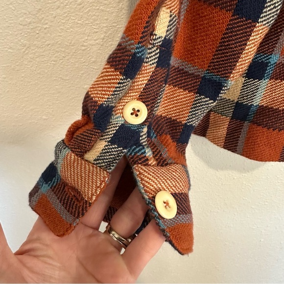 Faherty Surf Flannel Cropped Plaid Button-Up Shirt - Picture 10 of 11
